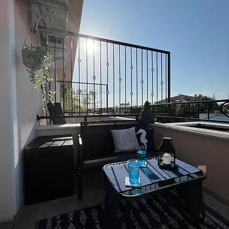 Luxury Studio Valencia Gardens
